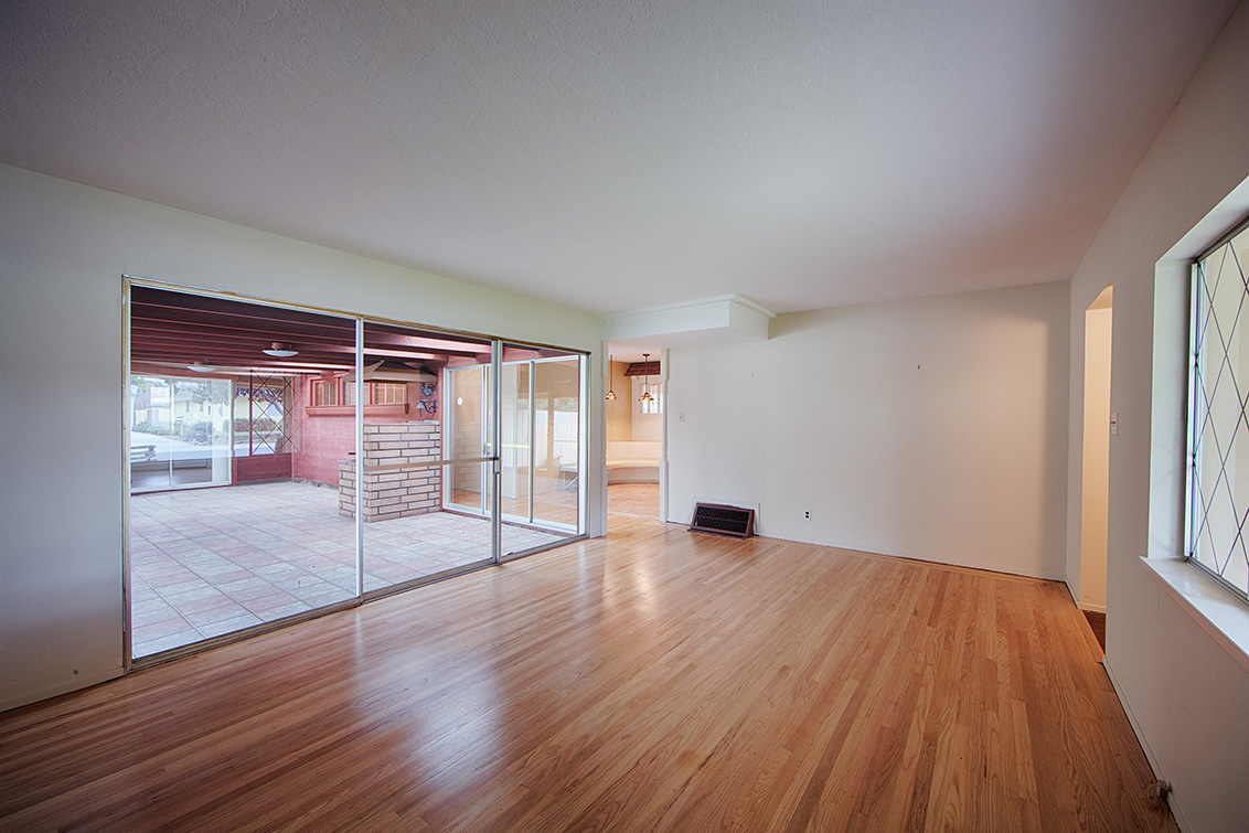 Living Room (D) picture - 3111 Cowper St, Palo Alto 94306