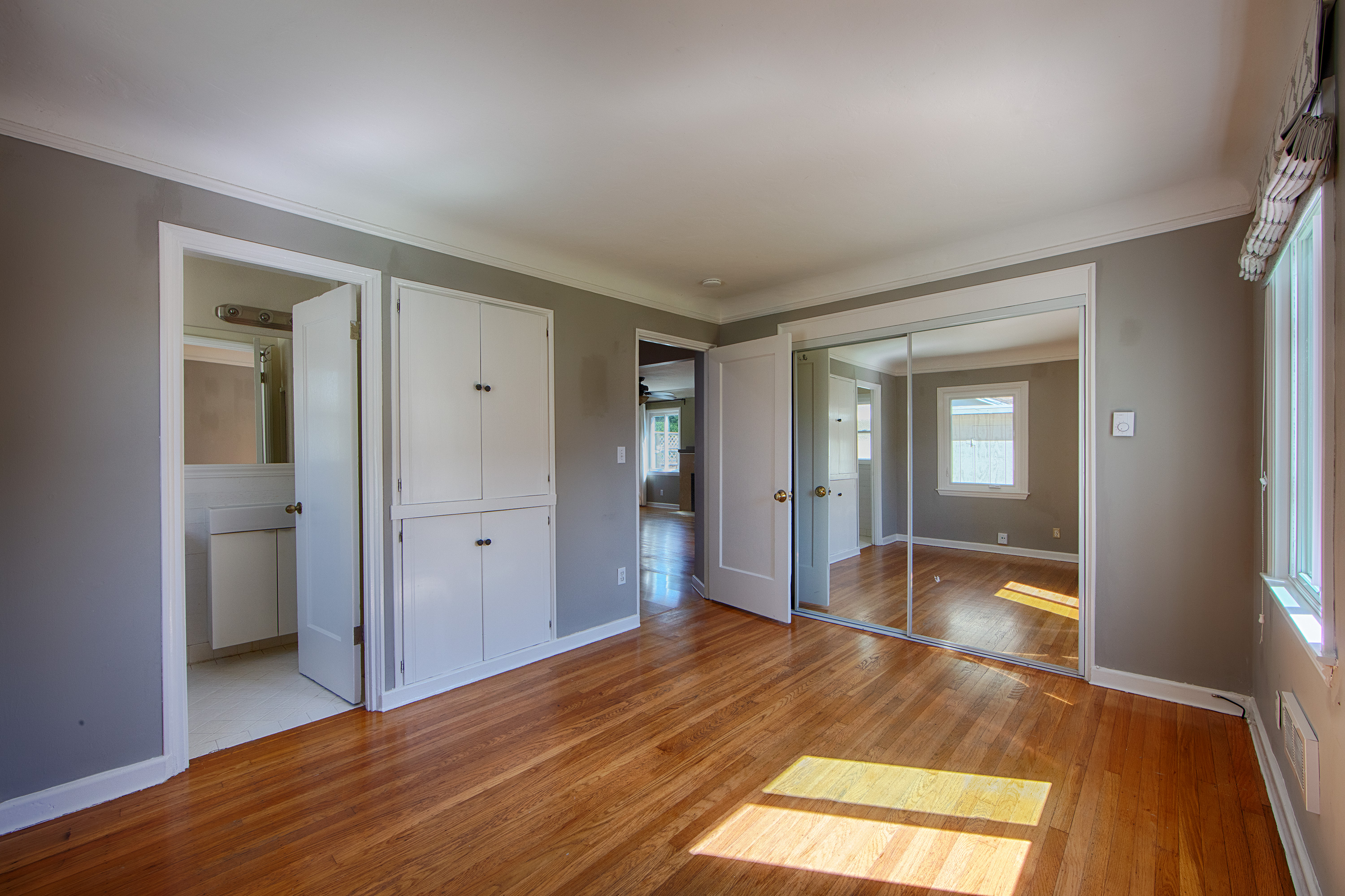 90 Dexter Ave, Redwood City 94063 - Master Bedroom (C)