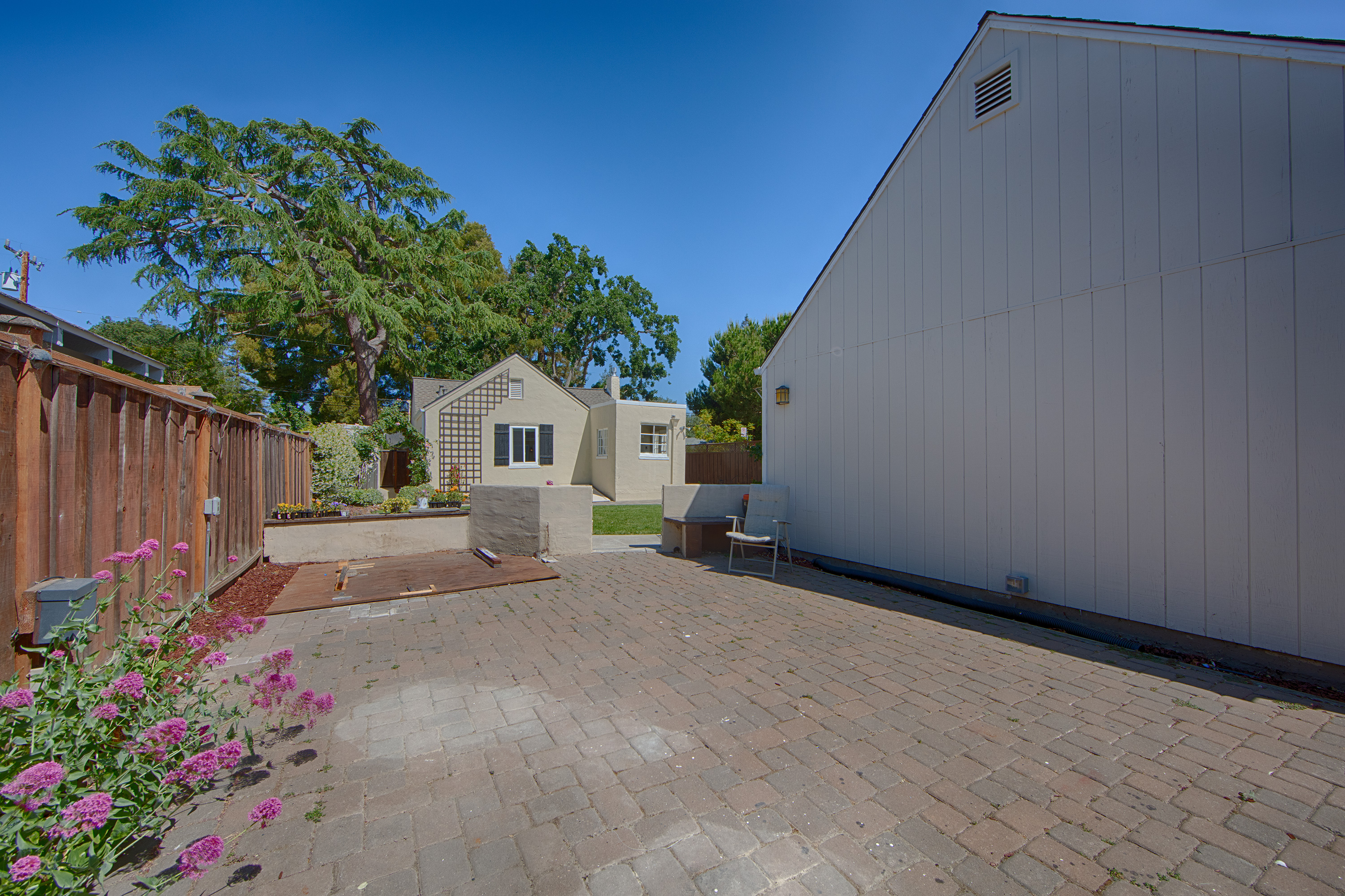 90 Dexter Ave, Redwood City 94063 - Patio At Garage (A)
