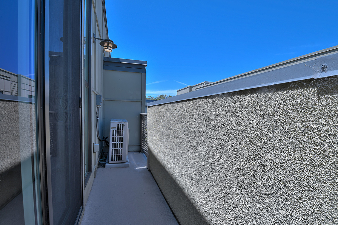 Balcony (A) picture - 3733 Egret Ln, Palo Alto 94303