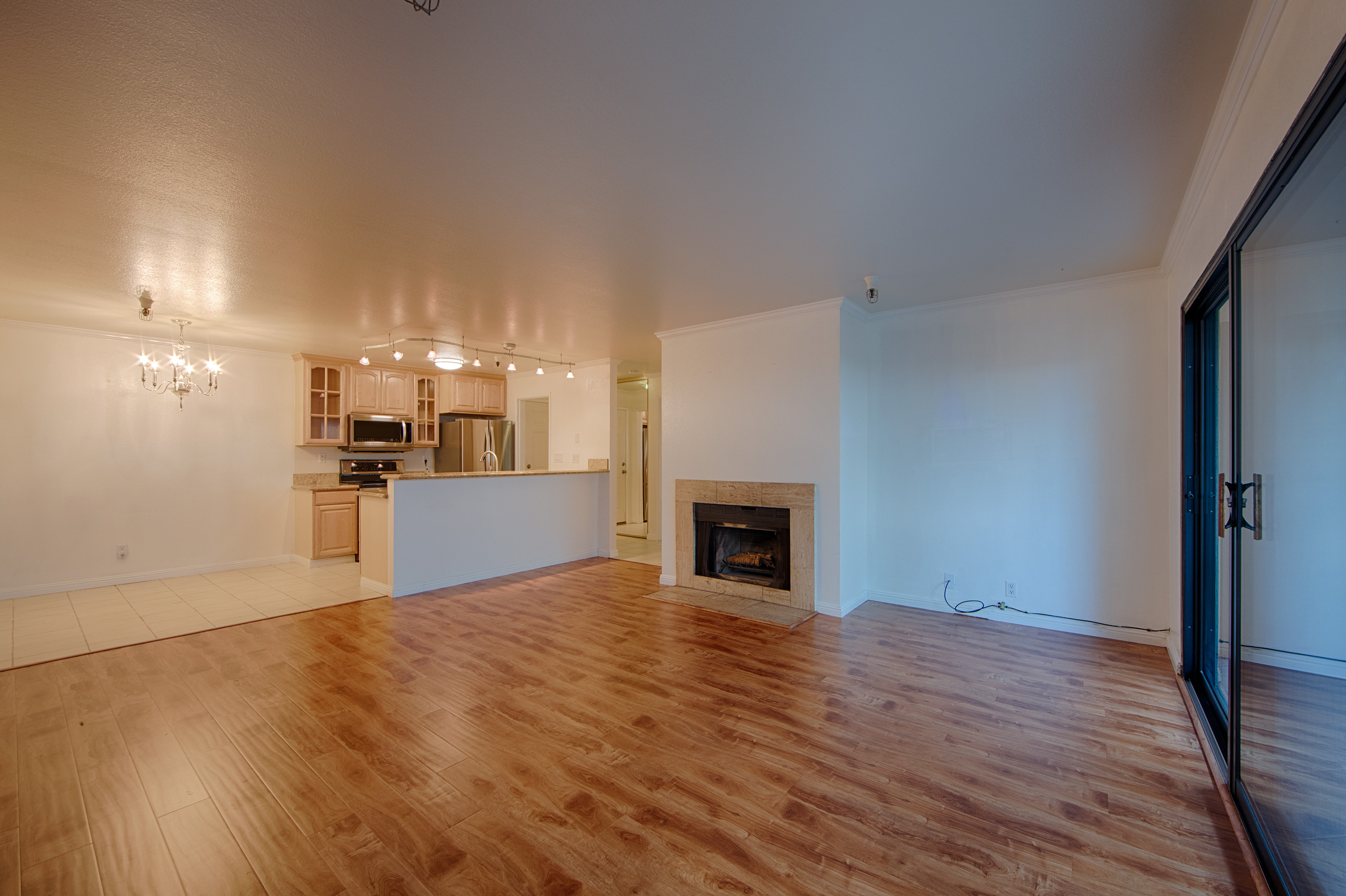 455 El Camino Real #209, South San Francisco 94080 - Living Room (C)