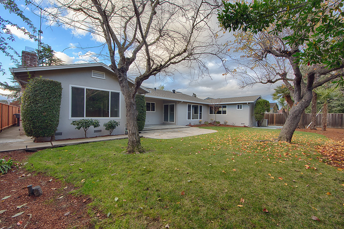 Backyard (A) picture - 1855 Fordham Way, Mountain View 94040