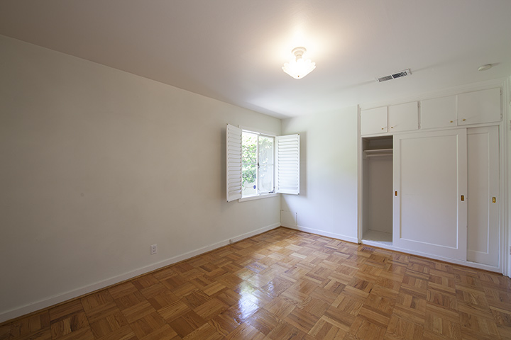 Bedroom 2 (B) picture - 554 Hilbar Ln, Palo Alto 94303