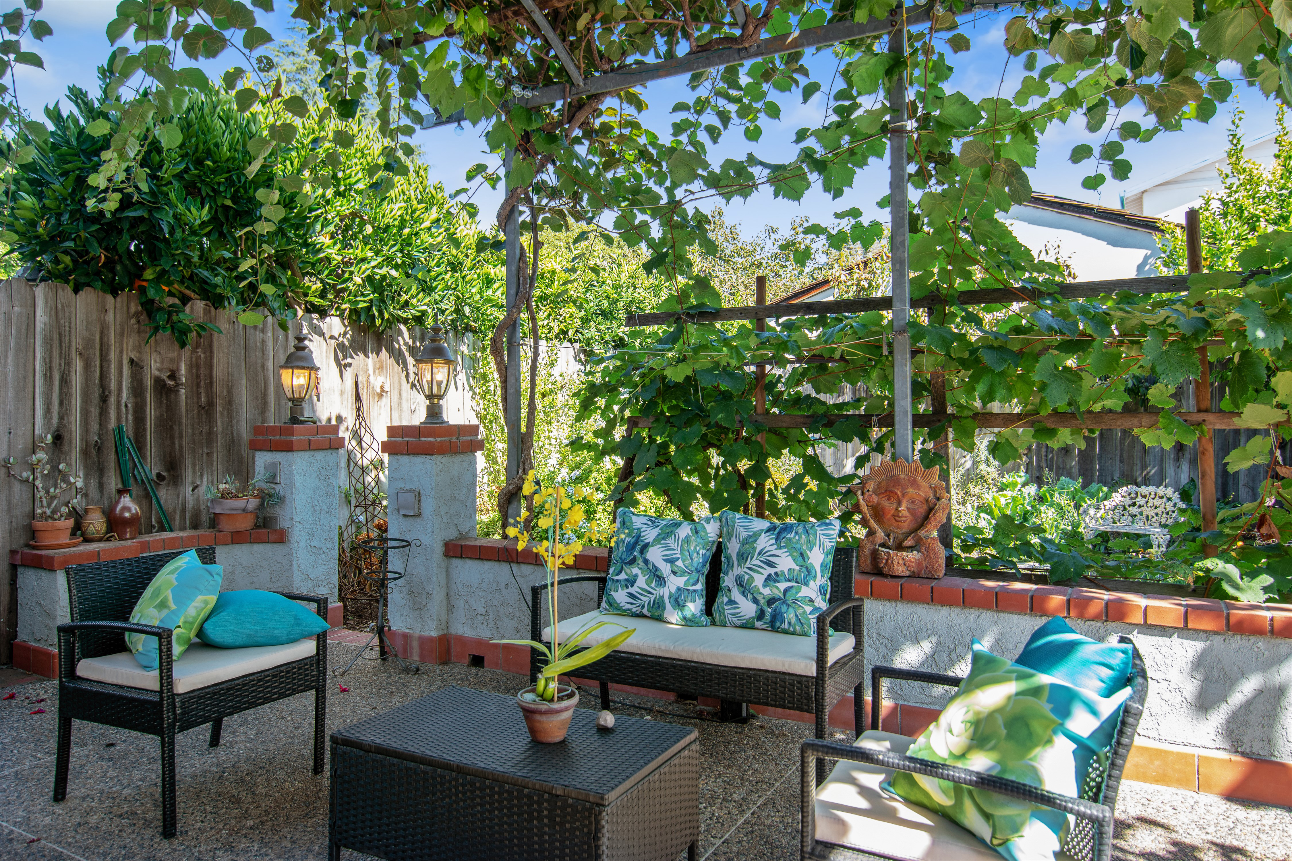 83 Orchard Ave, Redwood City 94061 - Patio (A)