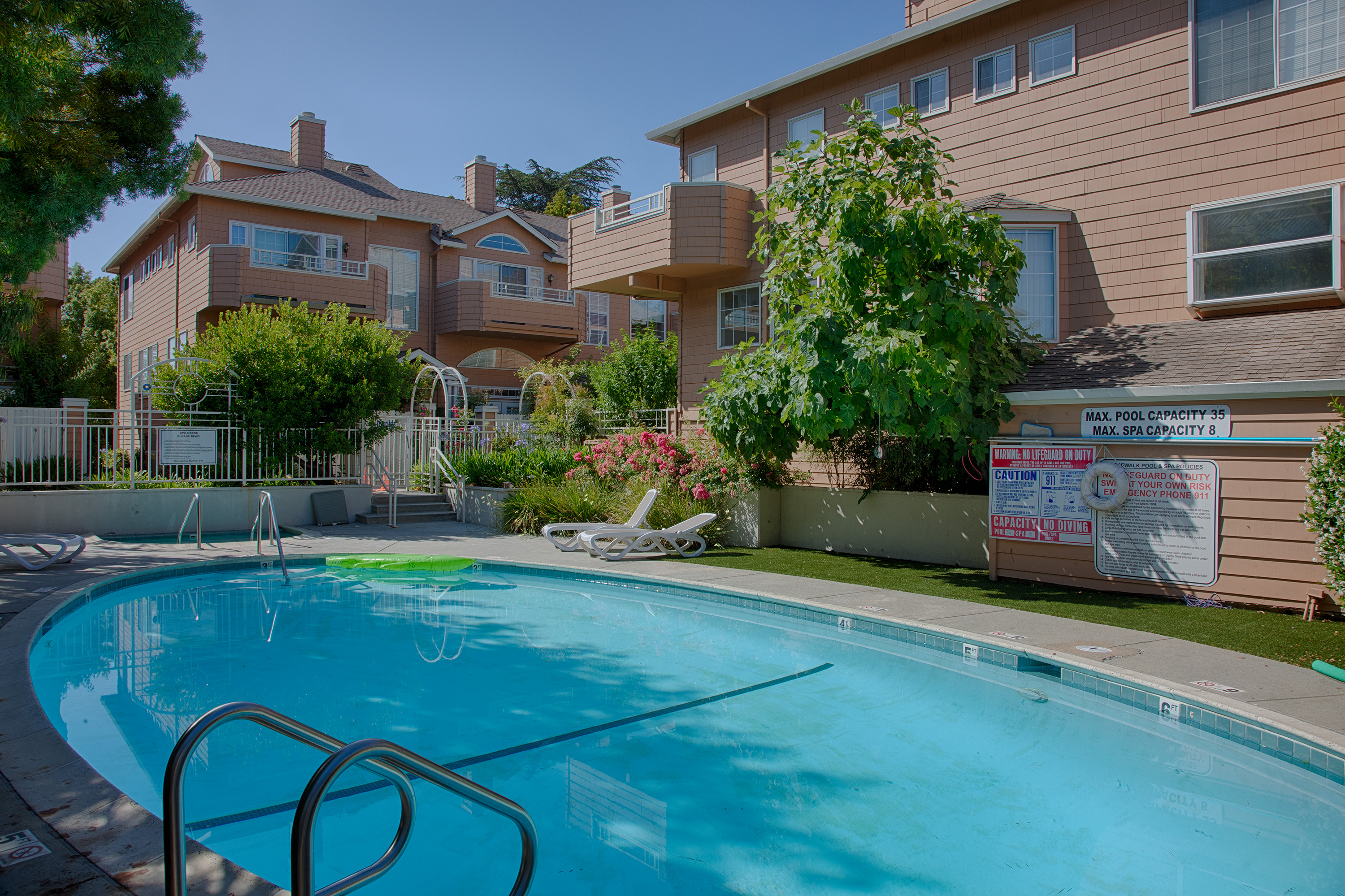 444 San Antonio Rd #9d, Palo Alto 94306 - Swimming Pool (A)