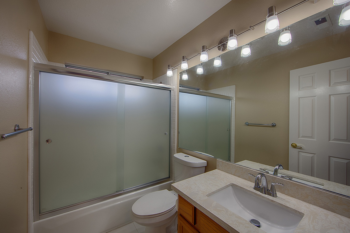 Bathroom 2 (A) Picture - 878 Windmill Park Ln, Mountain View 94043 Bathroom 2 (A) picture - 878 Windmill Park Ln, Mountain View 94043