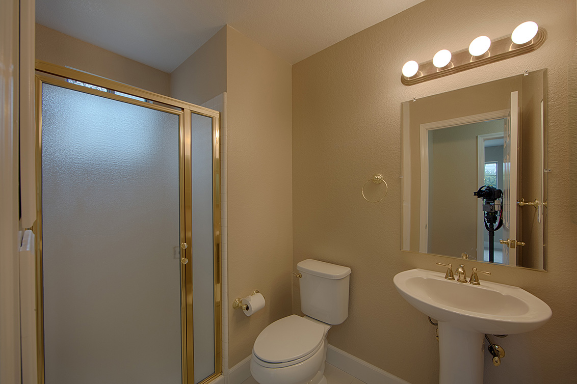 Bathroom 3 (A) picture - 878 Windmill Park Ln, Mountain View 94043
