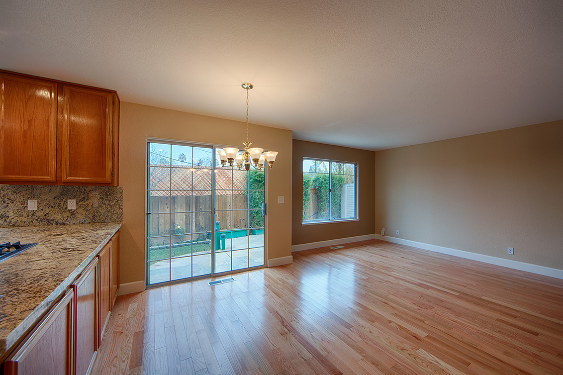 Family Room (A) picture - 878 Windmill Park Ln, Mountain View 94043