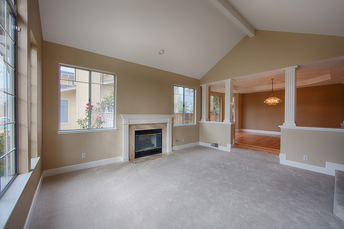 Living Room (D) picture - 878 Windmill Park Ln, Mountain View 94043