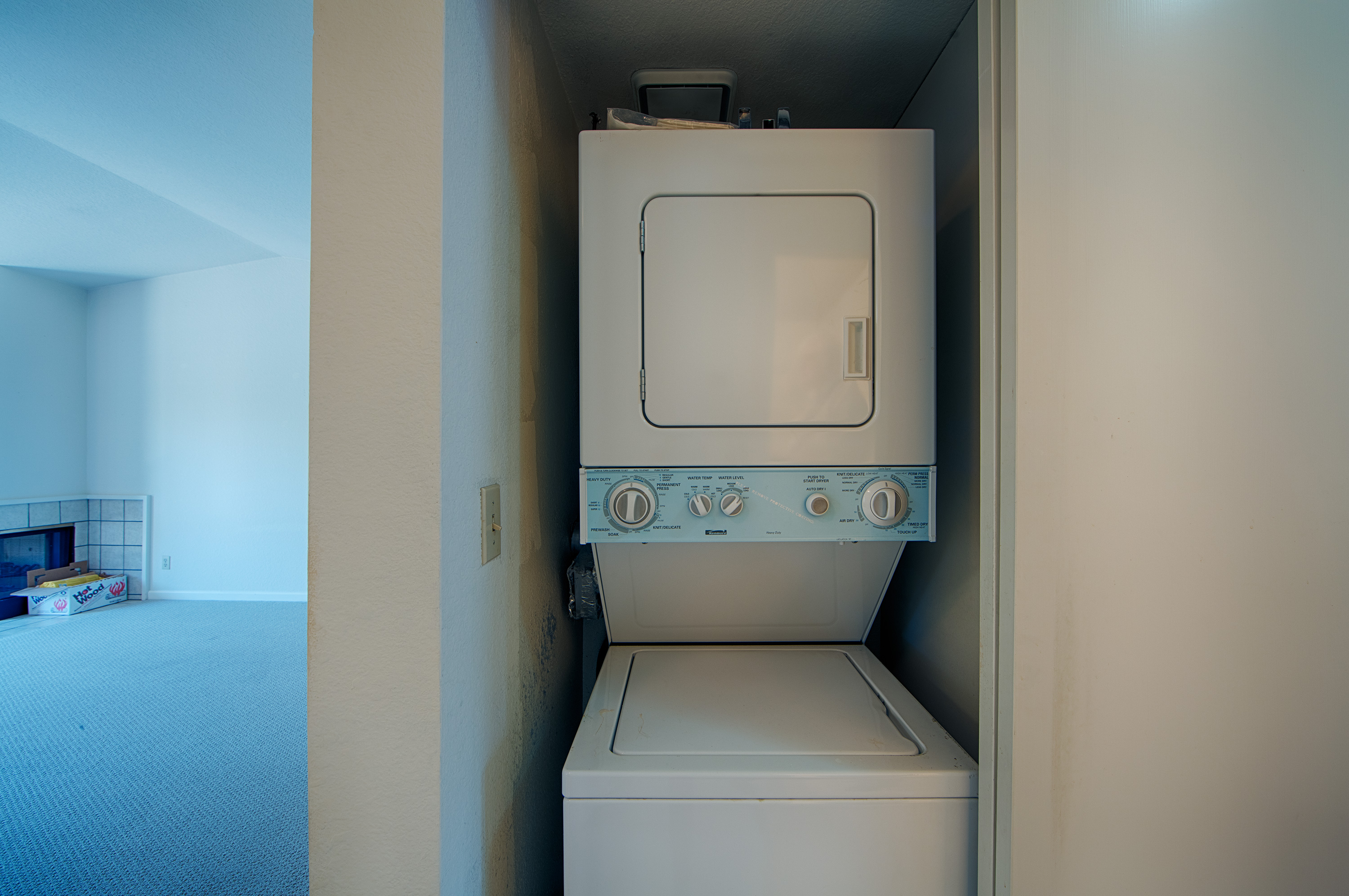 3492 Wine Barrel Way, San Jose 95124 - Laundry (A)