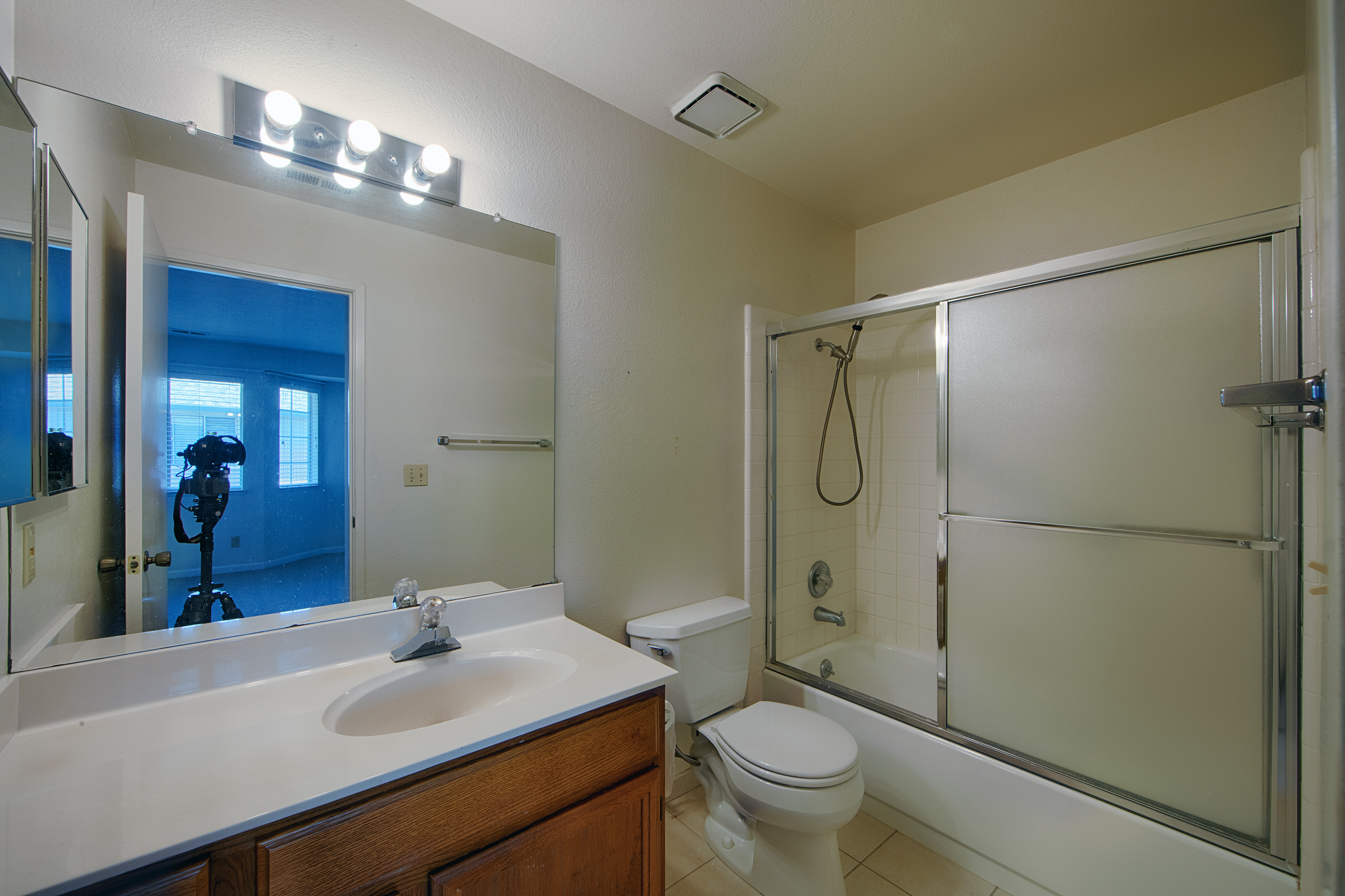 3492 Wine Barrel Way, San Jose 95124 - Master Bath (A)