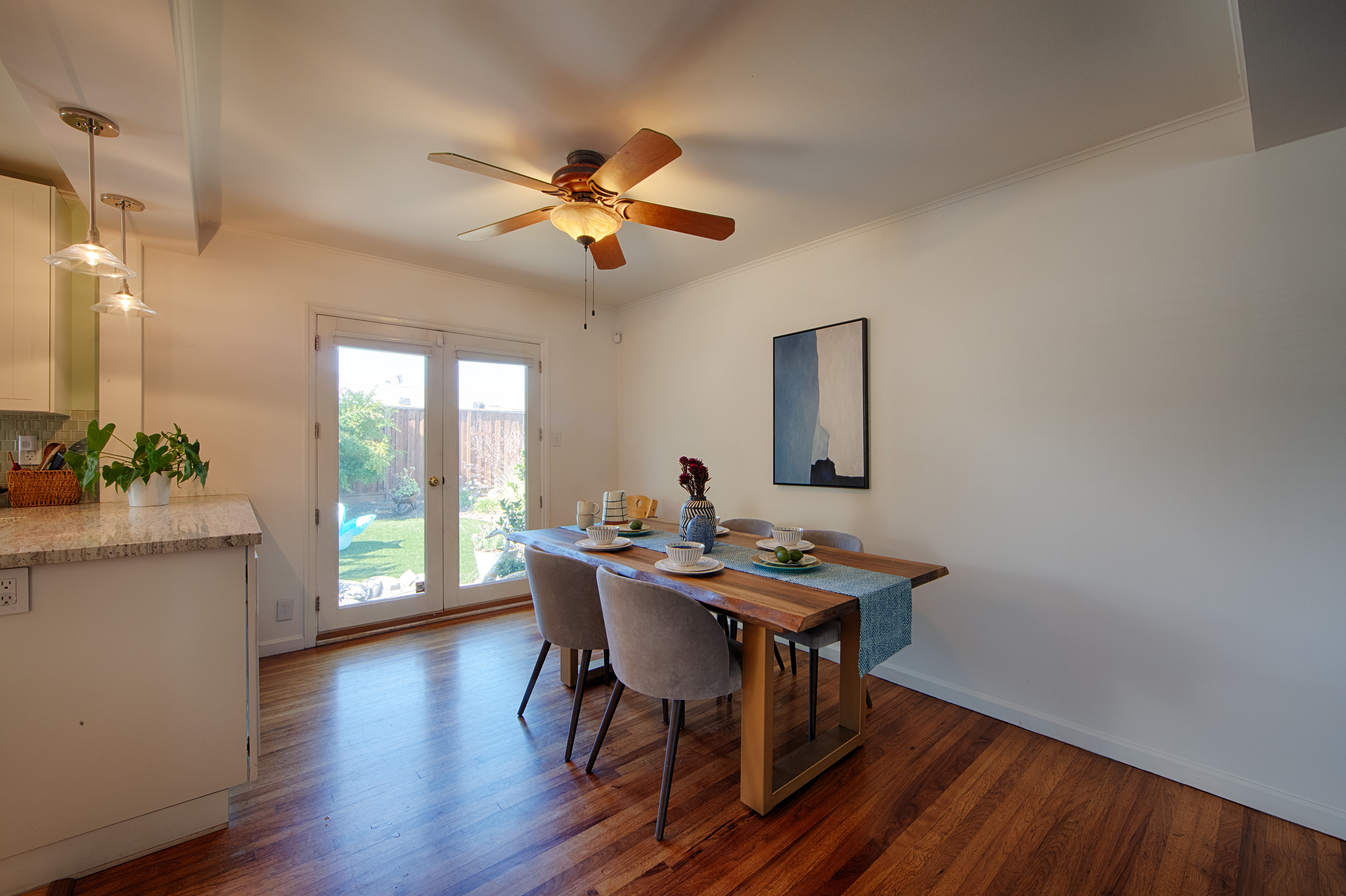 518 Scott Ave, Redwood City 94063 - Dining Room (A)