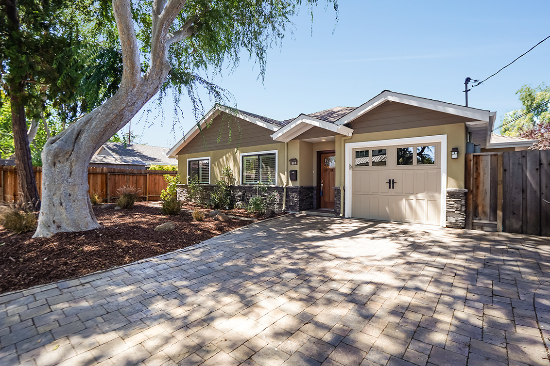 Picture of 907 Clara Dr, Palo Alto 94303 - Home For Sale