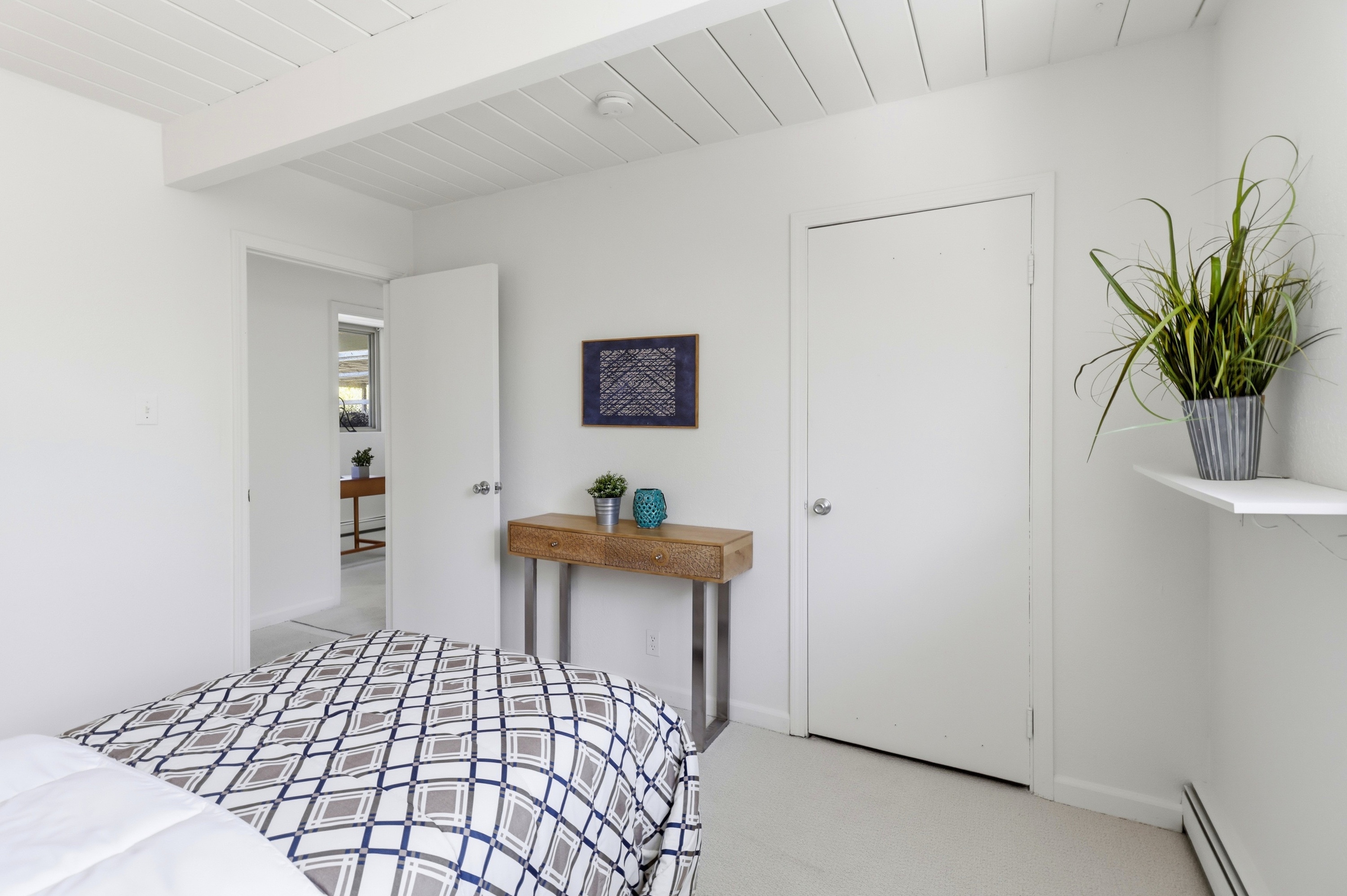 Bedroom 2 (B)